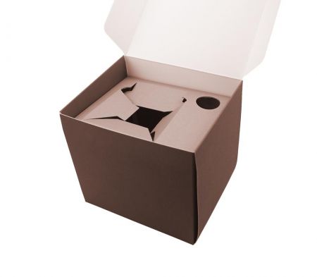 Kotak Lipat dengan Penyisip Kertas Karton